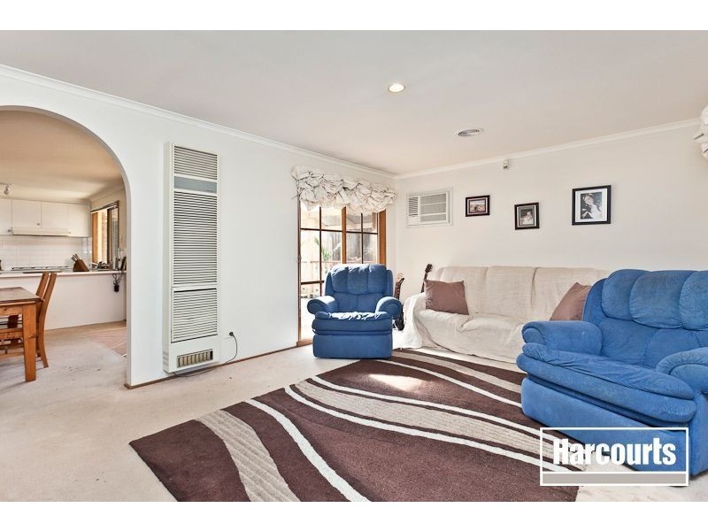 14 Magdalena Place, Berwick VIC 3806