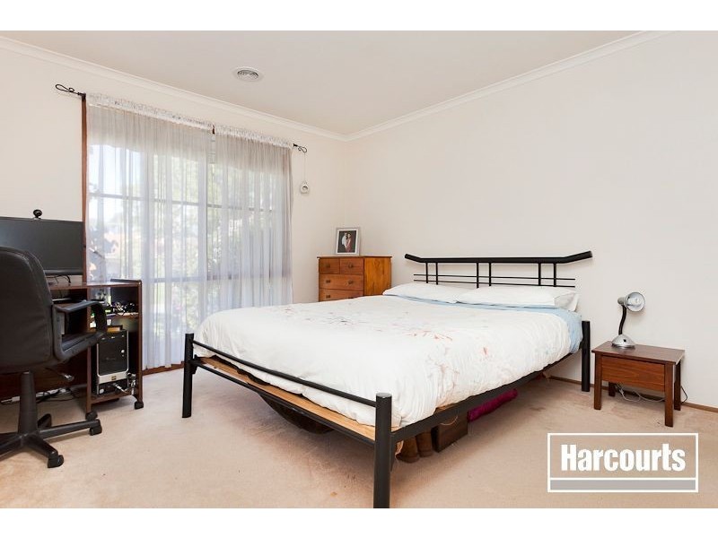 14 Magdalena Place, Berwick VIC 3806