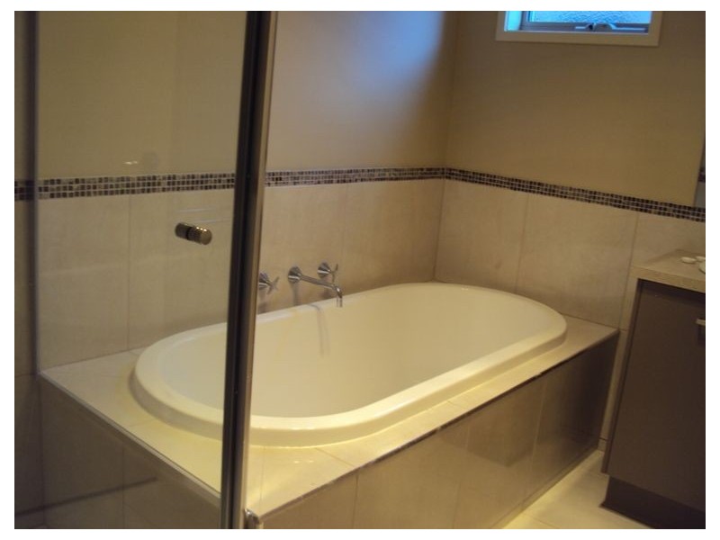 28 Ardent Crescent, Cranbourne East VIC 3977