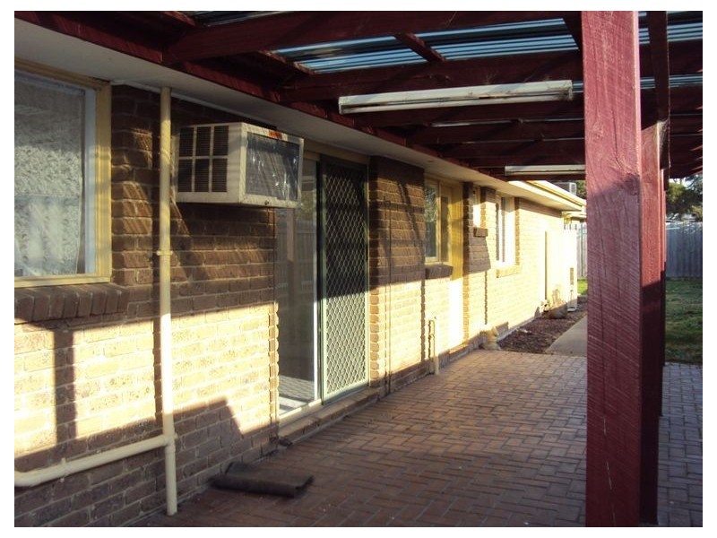 5 Marylyn Place, Cranbourne VIC 3977