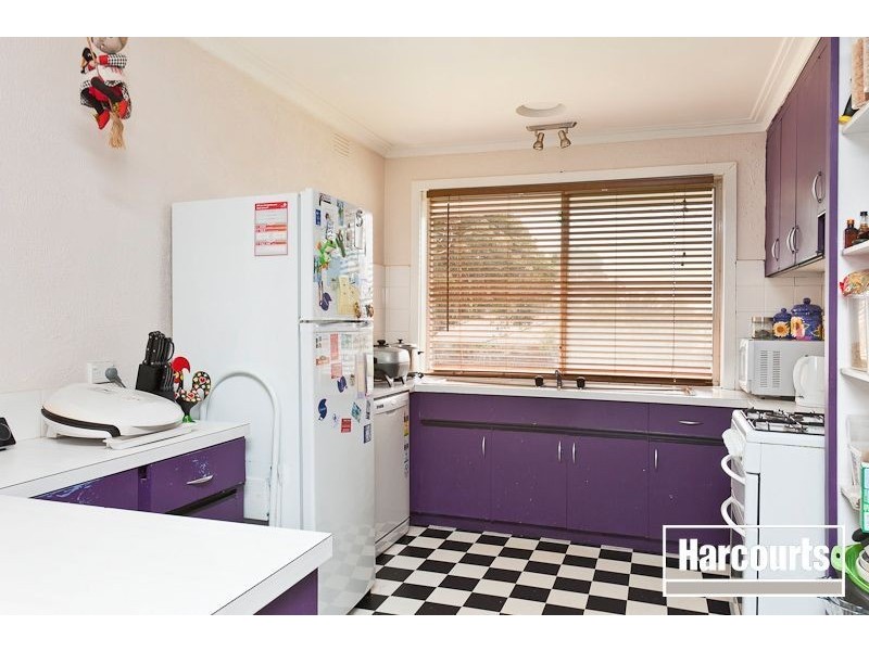 6 Cranbourne Drive, Cranbourne VIC 3977