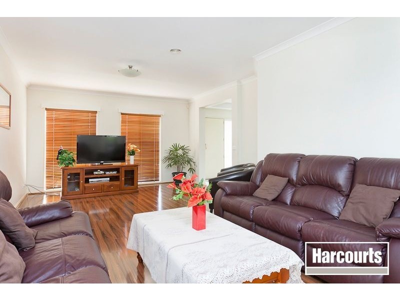 18 Ridgemont Drive, Berwick VIC 3806