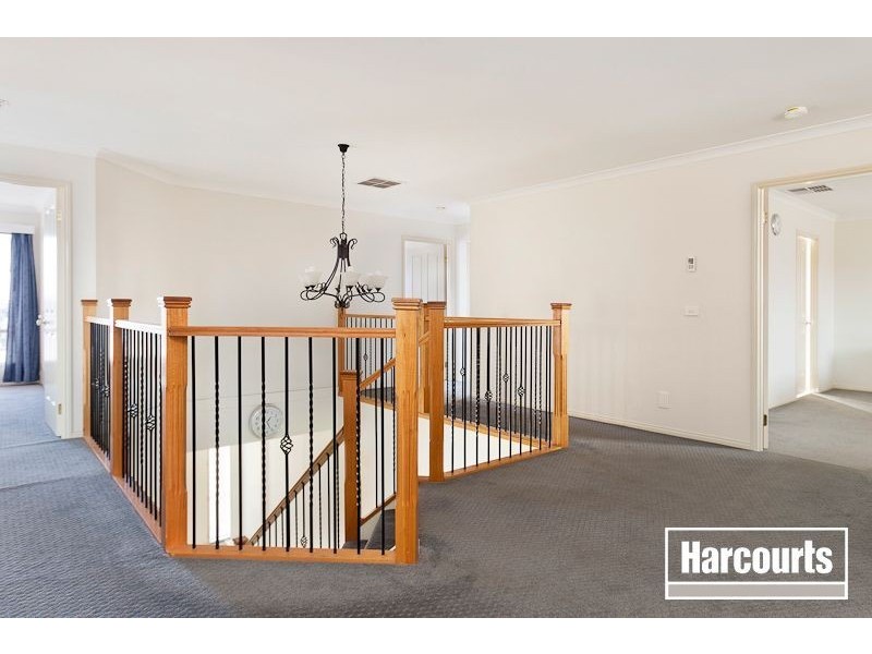 18 Ridgemont Drive, Berwick VIC 3806