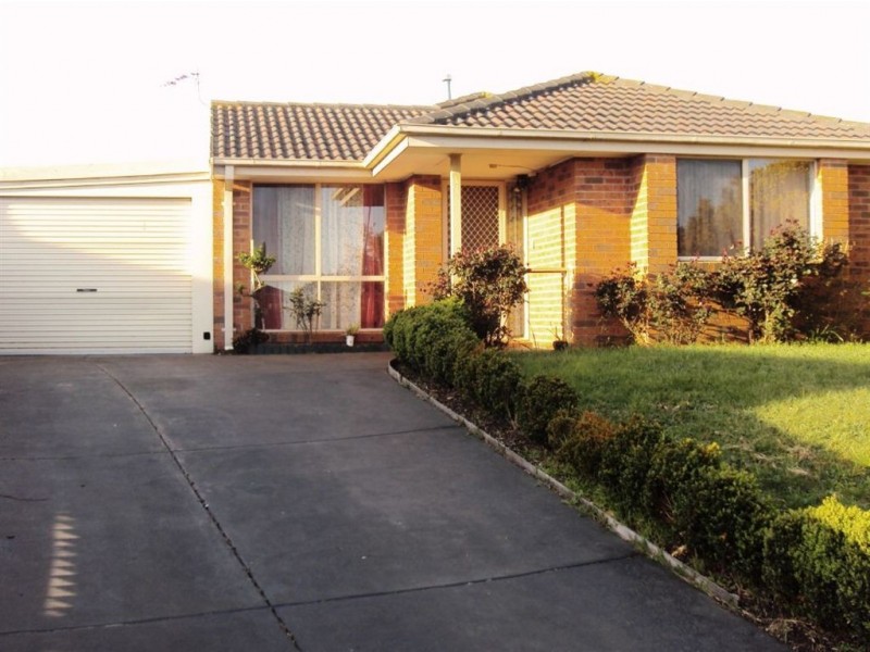 68 Raisell Road, Cranbourne VIC 3977