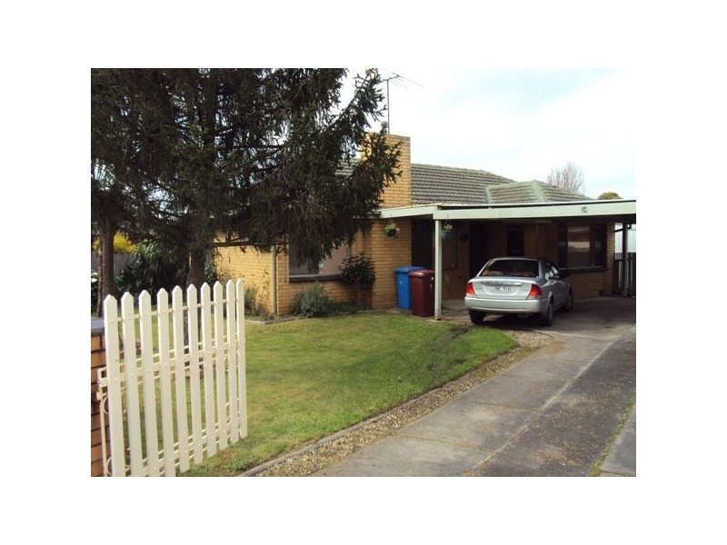 34 Taylor Street, Cranbourne VIC 3977