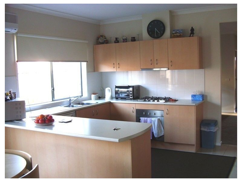 32 Bluemist Circuit, Lyndhurst VIC 3975