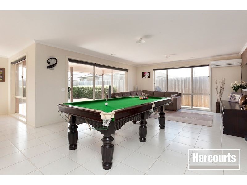 34 Kingdom Drive, Cranbourne VIC 3977