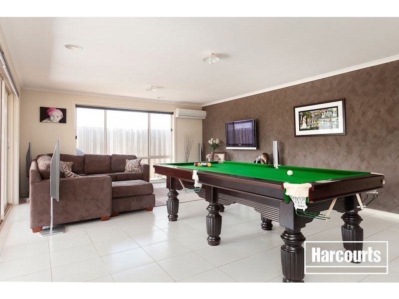 34 Kingdom Drive, Cranbourne VIC 3977