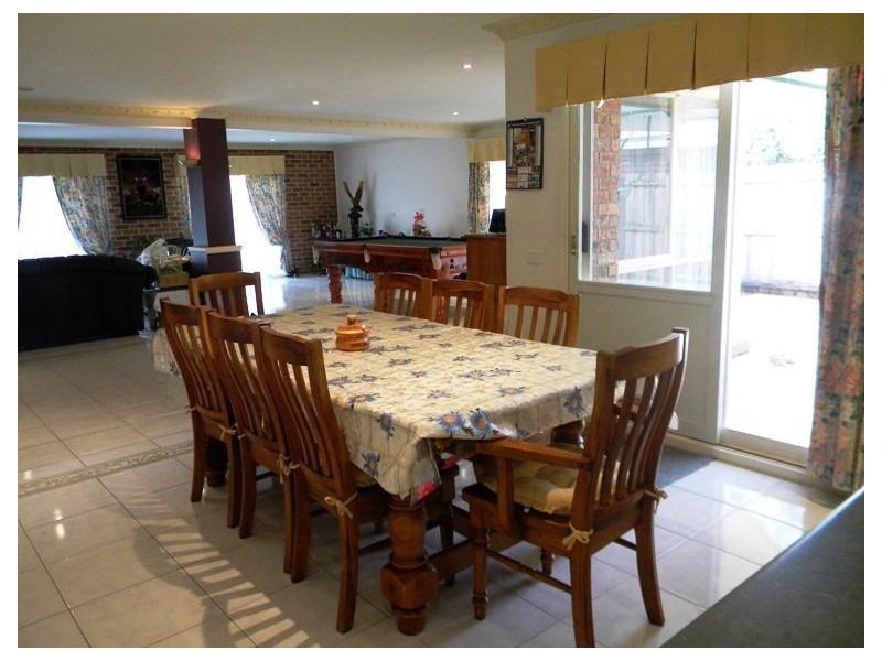 7 Wildwood Court, Cranbourne North VIC 3977