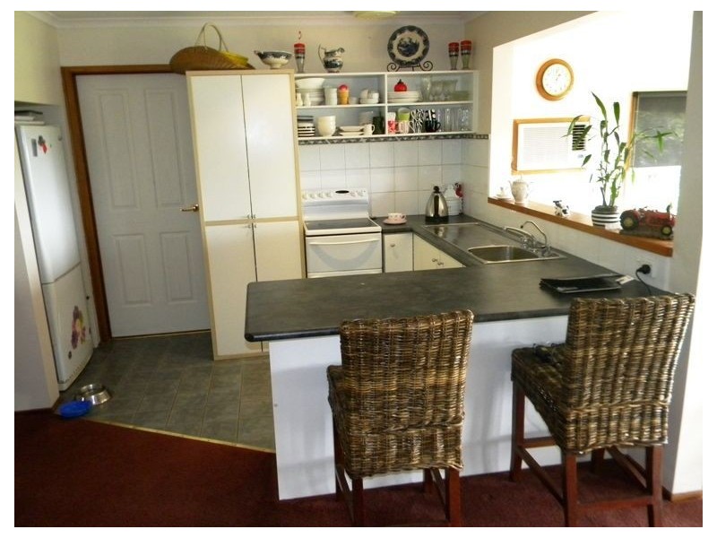 27 Island View Road, The Gurdies VIC 3984