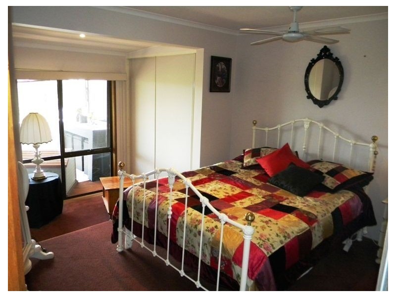 27 Island View Road, The Gurdies VIC 3984