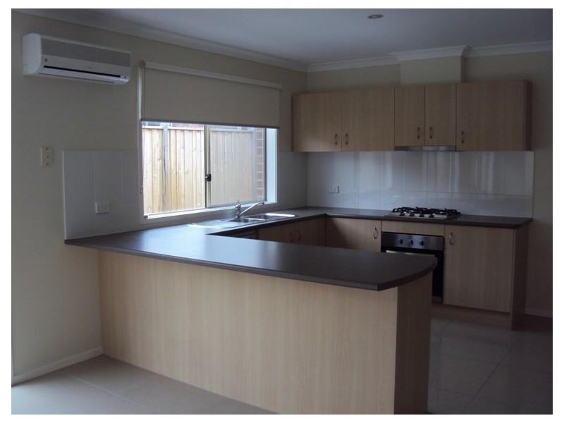 29 Evesham Street, Cranbourne North VIC 3977