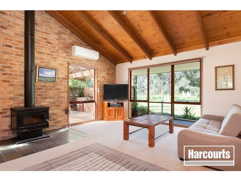 182 Smiths Lane, Cranbourne South VIC 3977