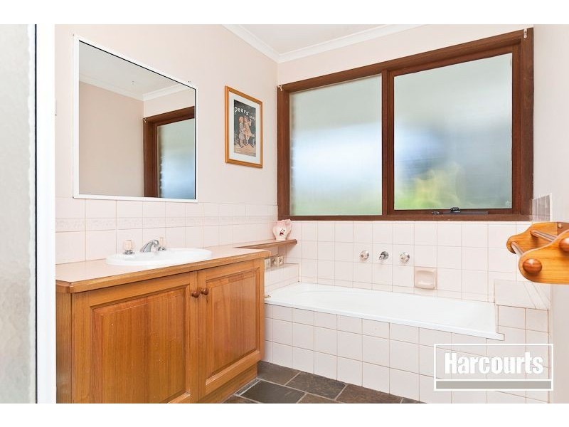 182 Smiths Lane, Cranbourne South VIC 3977