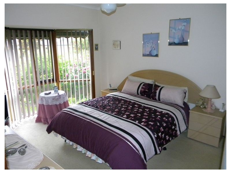 16 Elizabeth Street, Cranbourne North VIC 3977