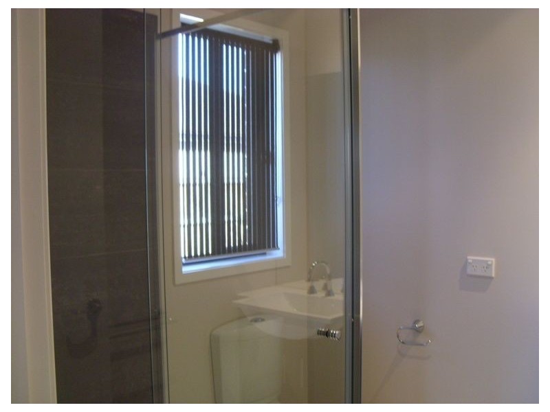 204 Linsell Blvd, Cranbourne East VIC 3977