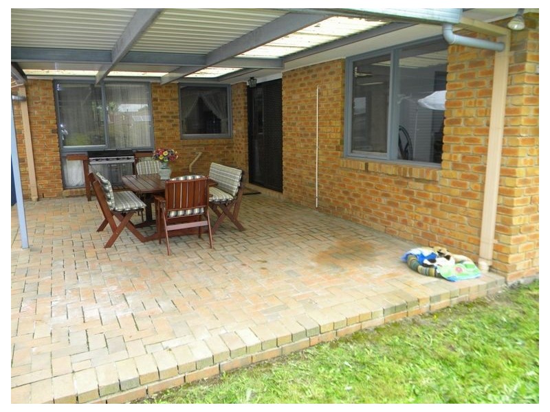 12 Rowen Court, Cranbourne North VIC 3977