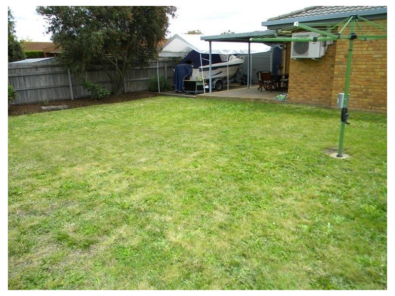 12 Rowen Court, Cranbourne North VIC 3977