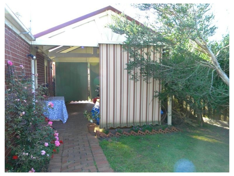 58 Navarre Drive, Cranbourne VIC 3977