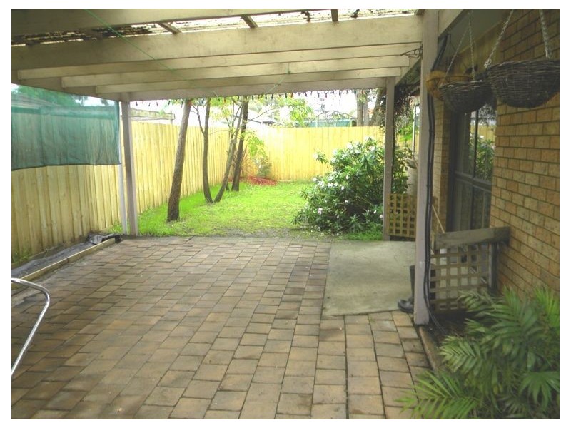 2/120 Camms Road, Cranbourne VIC 3977