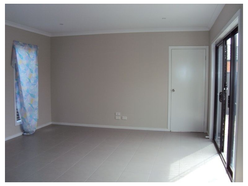 16 Frogmore Lane, Cranbourne North VIC 3977