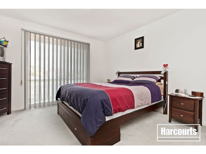 12 Kells Close, Cranbourne East VIC 3977