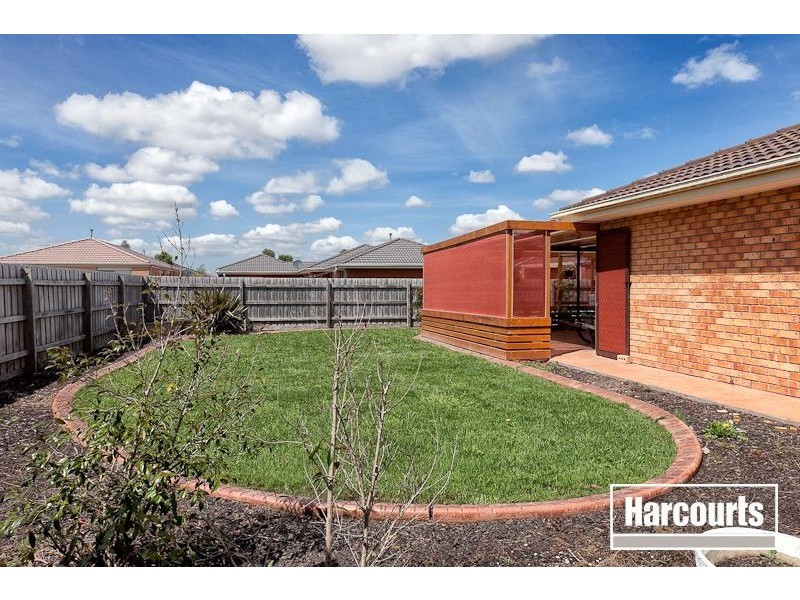 12 Kells Close, Cranbourne East VIC 3977