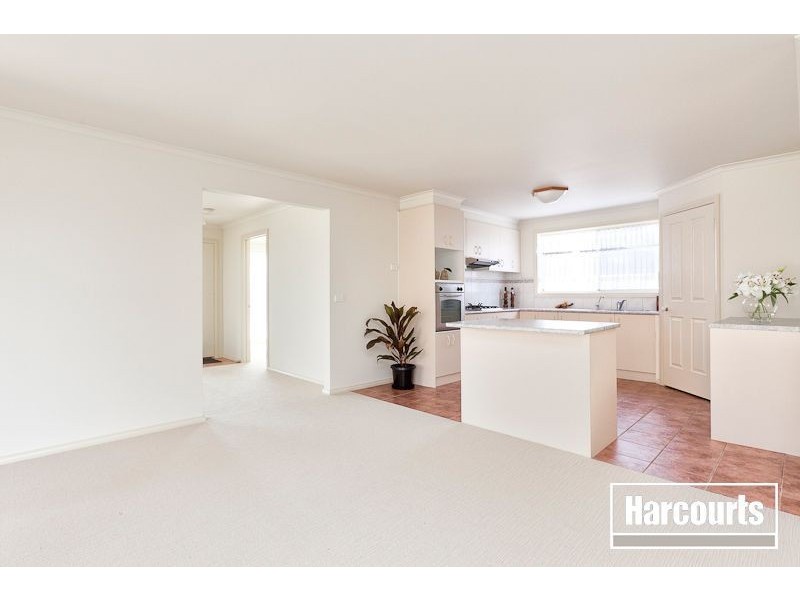 26 Genoa Way, Cranbourne West VIC 3977