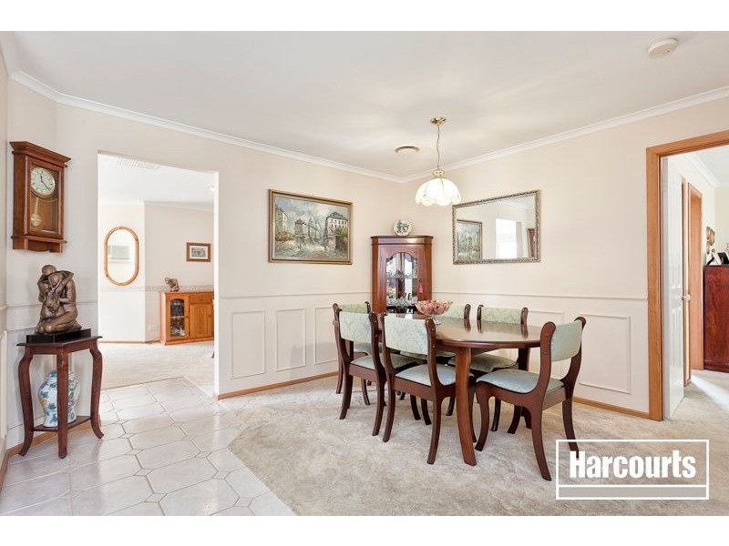 14 Eric Court, Langwarrin VIC 3910