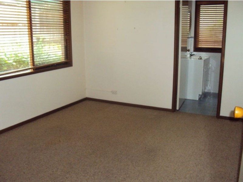 8 Bluff Road, Cannons Creek VIC 3977