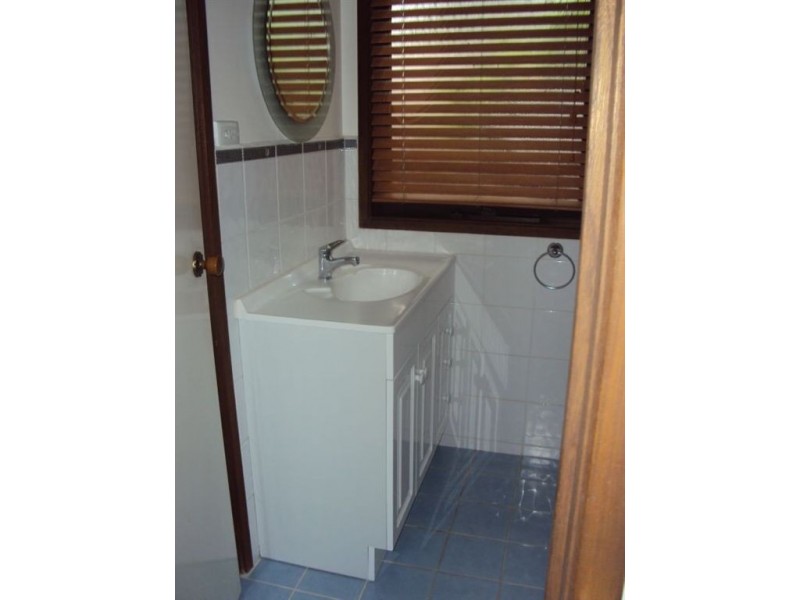 8 Bluff Road, Cannons Creek VIC 3977