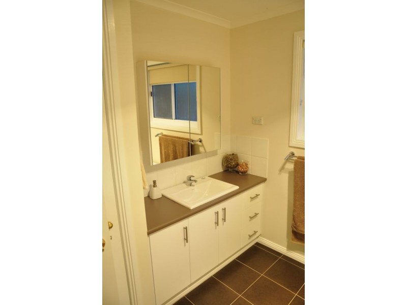 70 Bayview Avenue, Tenby Point VIC 3984