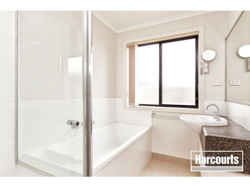 8/9 Carly Close, Narre Warren South VIC 3805