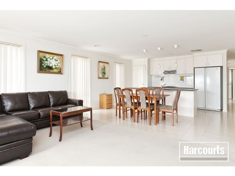 8/9 Carly Close, Narre Warren South VIC 3805