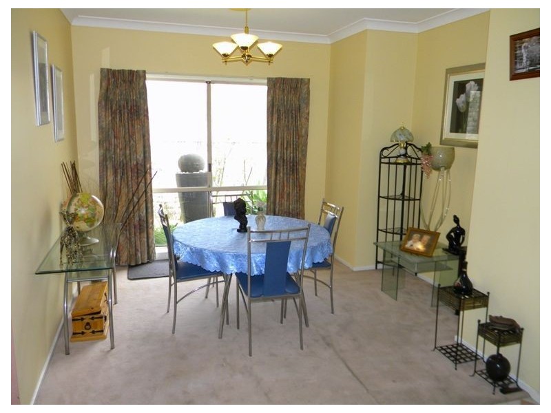 82 Waverley Park Drive, Cranbourne North VIC 3977