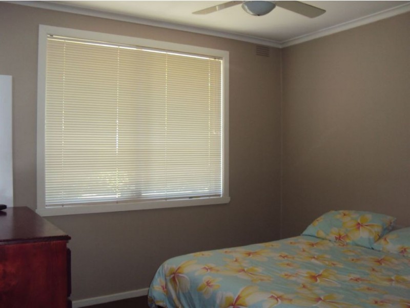 2/4 Philip Street, Hallam VIC 3803