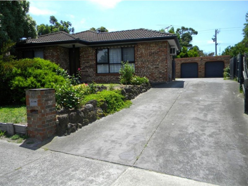 6 Marsden Court, Cranbourne North VIC 3977