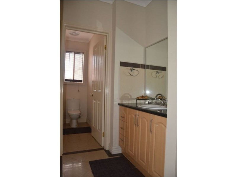 54 Penton Way, Lynbrook VIC 3975