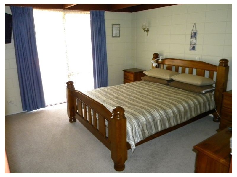 53 Spring Road, Junction Village VIC 3977