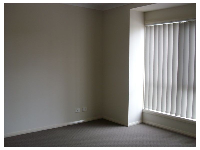 1/148 Monahans Road, Cranbourne VIC 3977