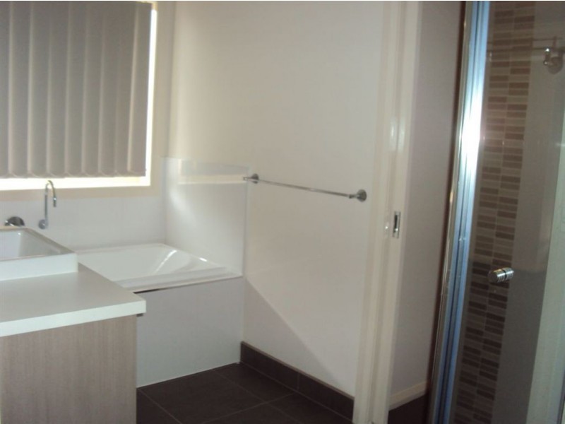 1/148 Monahans Road, Cranbourne VIC 3977