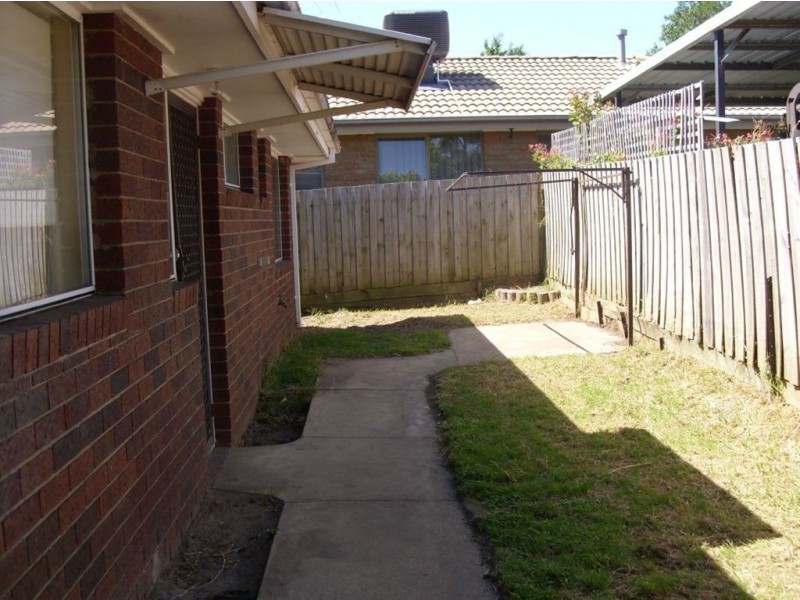 1 Alter Court, Skye VIC 3977