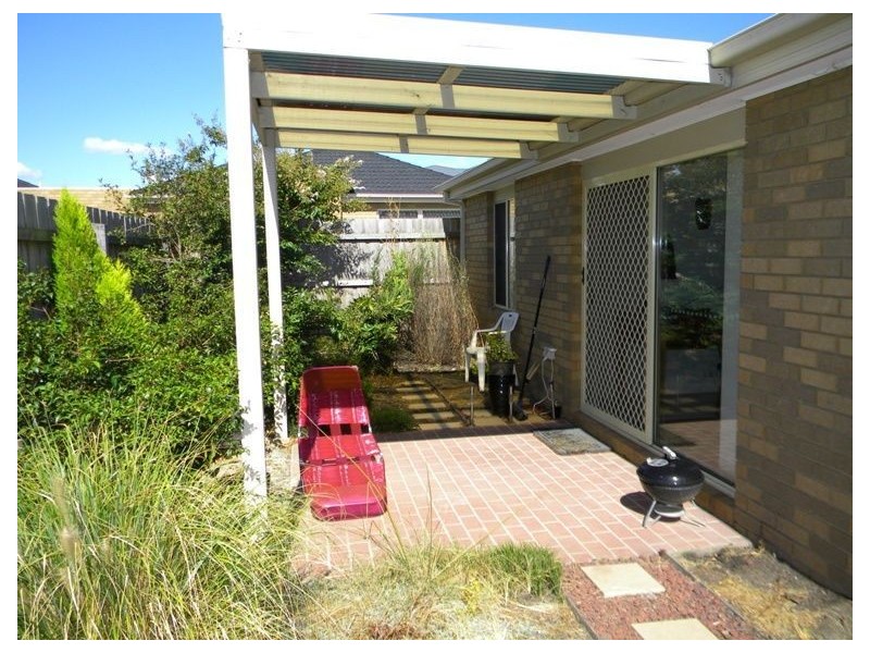 14/95-101 Breens Road, Cranbourne West VIC 3977