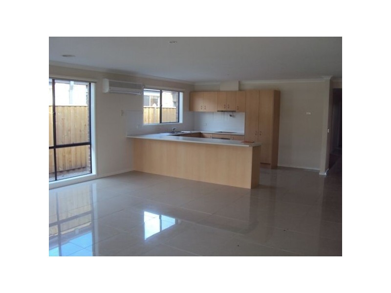 132 William Thwaites Blvd, Cranbourne VIC 3977