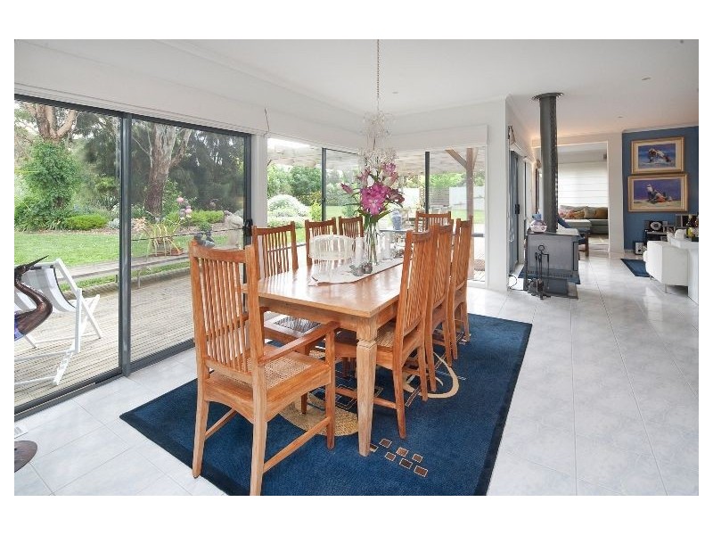 223 Smiths Lane, Cranbourne South VIC 3977