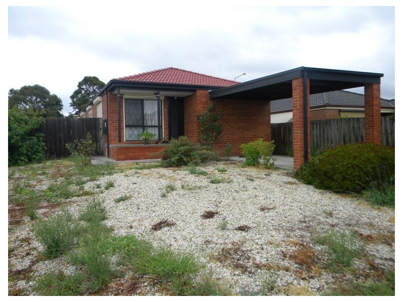 14 Fishburn Place, Cranbourne West VIC 3977