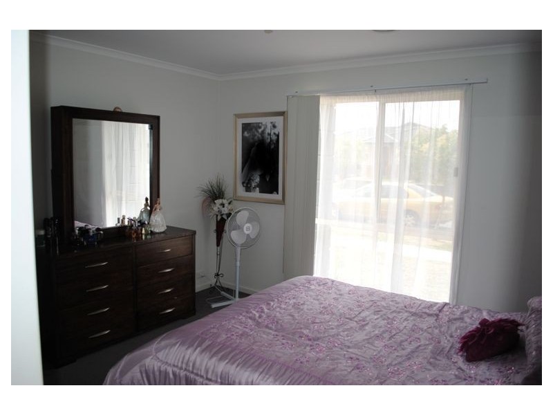 38 Sing Crescent, Berwick VIC 3806