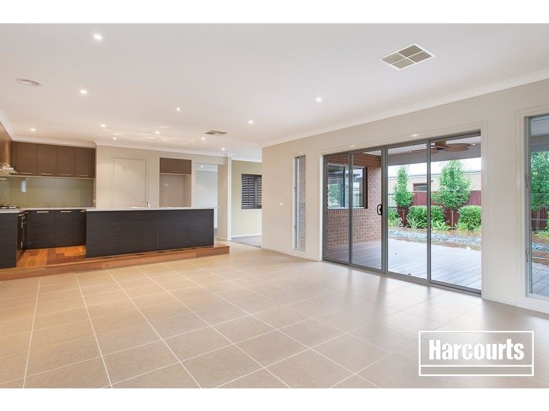 5 Brookwater Parade, Lyndhurst VIC 3975