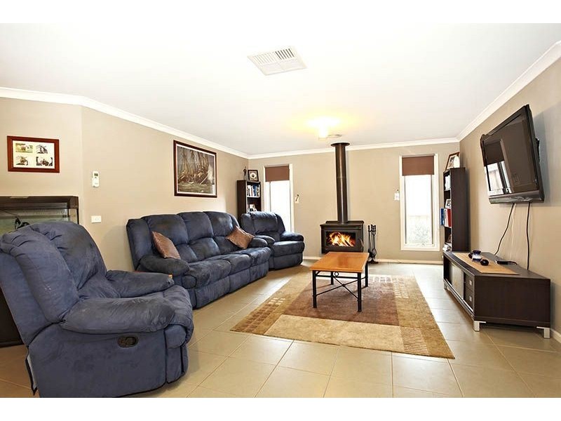 15 Makitti Close, Tooradin VIC 3980