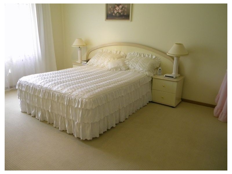 18 Lobelia Court, Cranbourne North VIC 3977